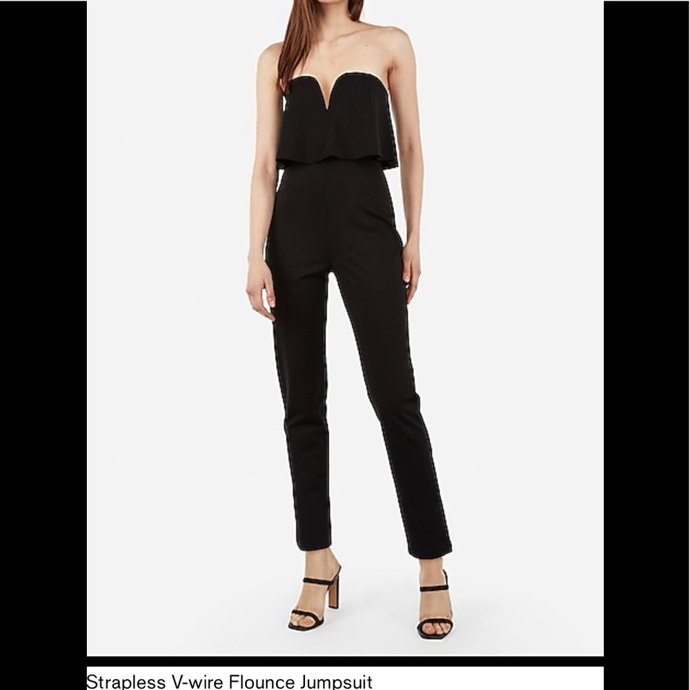 LBJ Little Black Jumper 💕 EXPRESS BLK V-WIRED STRAPLESS FLOUNCE JUMPSUIT 4 NWT